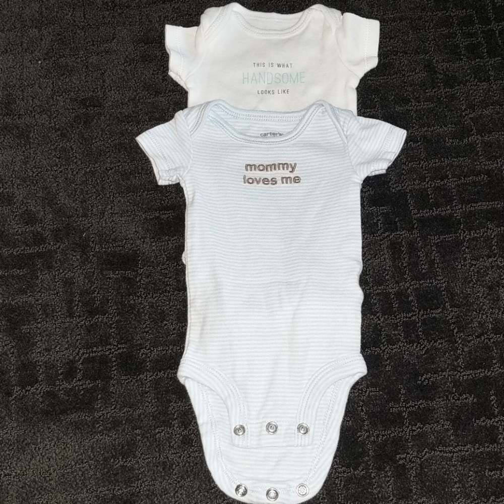 Carter's newborn Baby Bodysuit